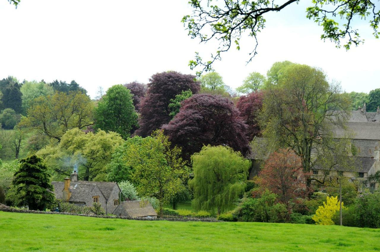 Campion Glamping Pod Hotel Cheltenham Buitenkant foto